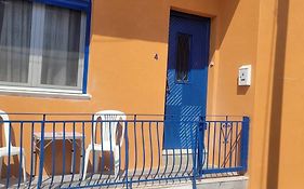 The Warm House Aegina