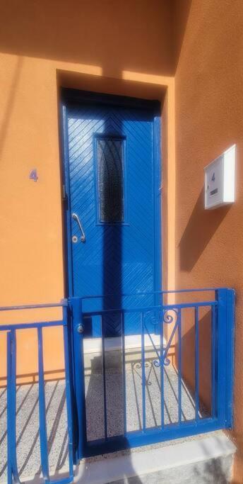 The Warm House Aegina Βίλα Εξωτερικό φωτογραφία